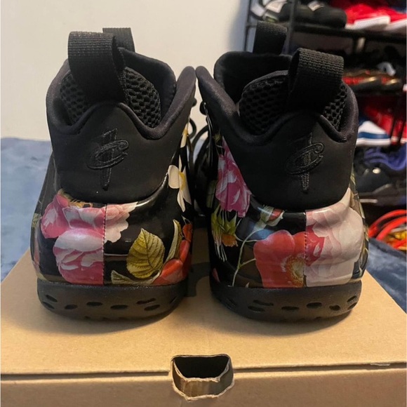 Nike Air Foamposite One ‘Floral’ Size 12 - Picture 2 of 8